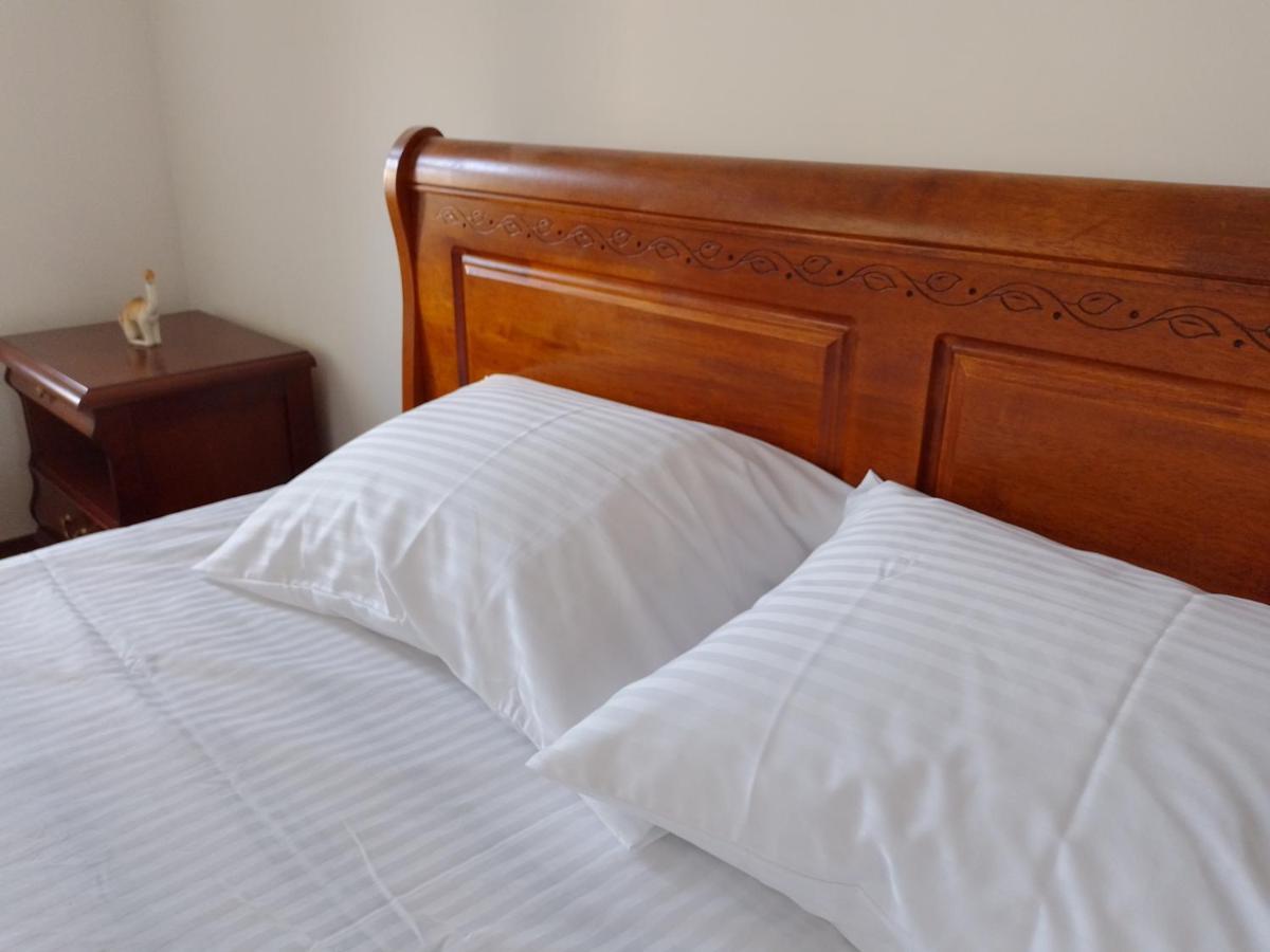 Premium Class Apartment, Free Parking, Maximum 5 Guests, 2 Bedrooms, 3 Beds Рига Екстериор снимка