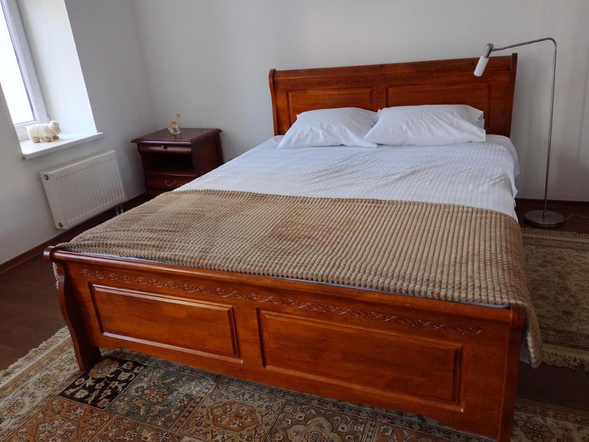 Premium Class Apartment, Free Parking, Maximum 5 Guests, 2 Bedrooms, 3 Beds Рига Екстериор снимка